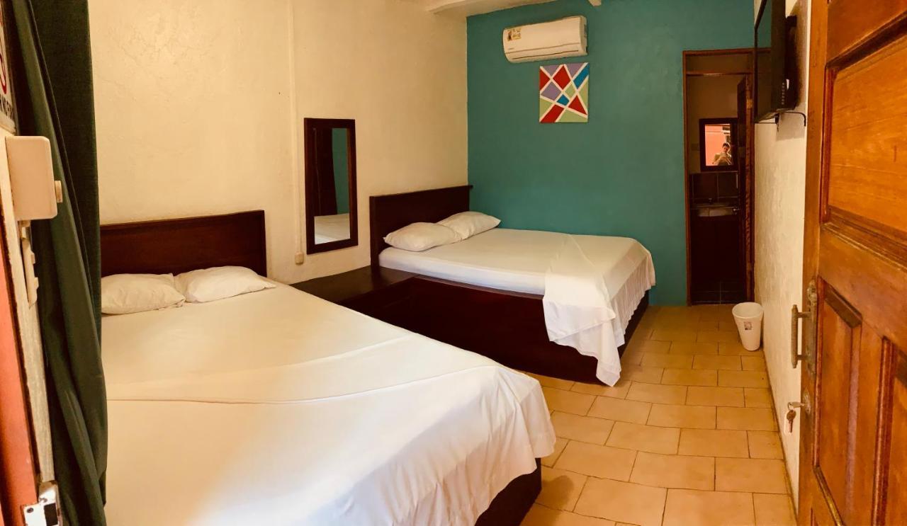 Hotel Cabinas Jacomar Екстер'єр фото